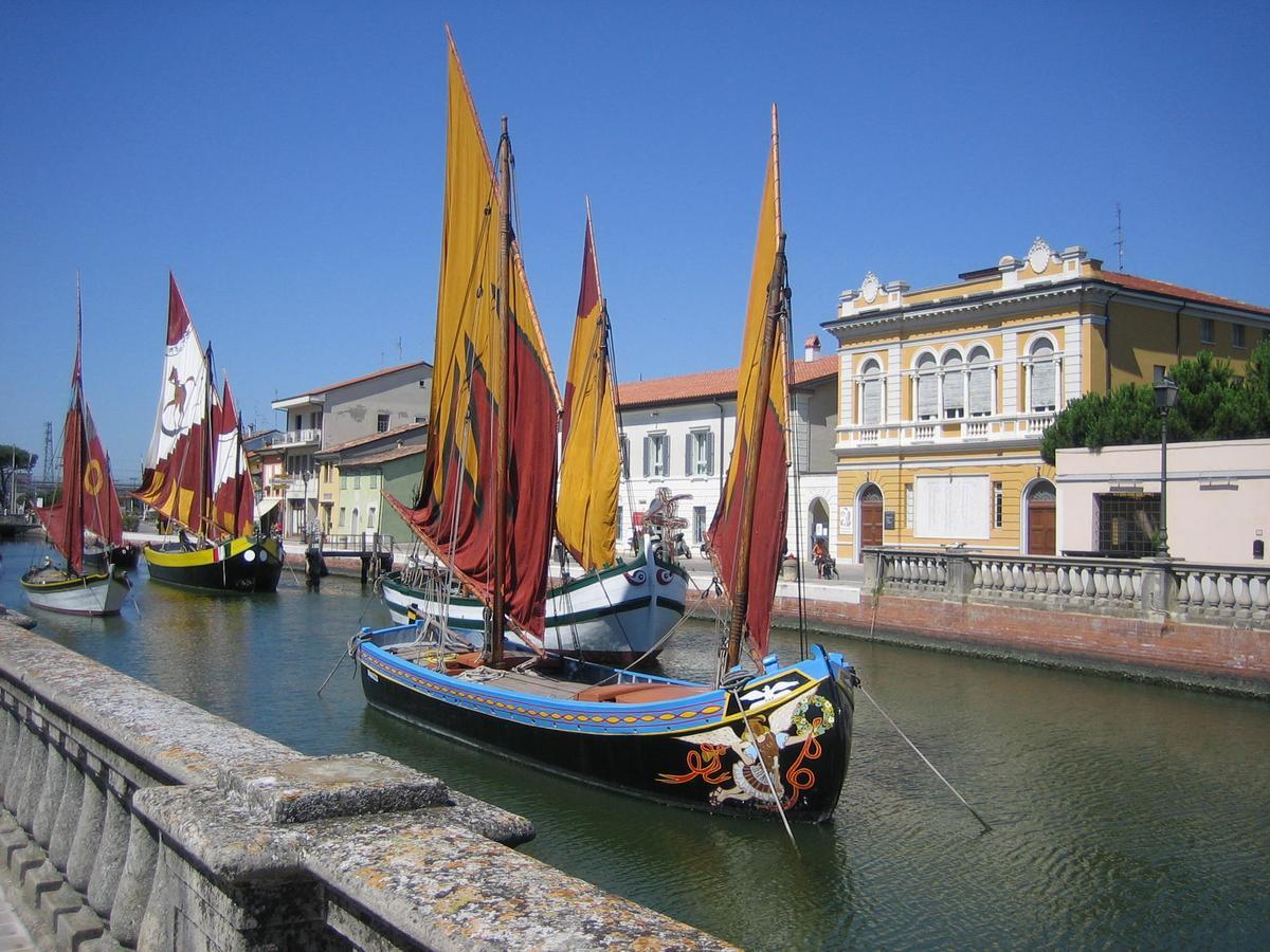 Hotel Stefania Cesenatico Exterior foto